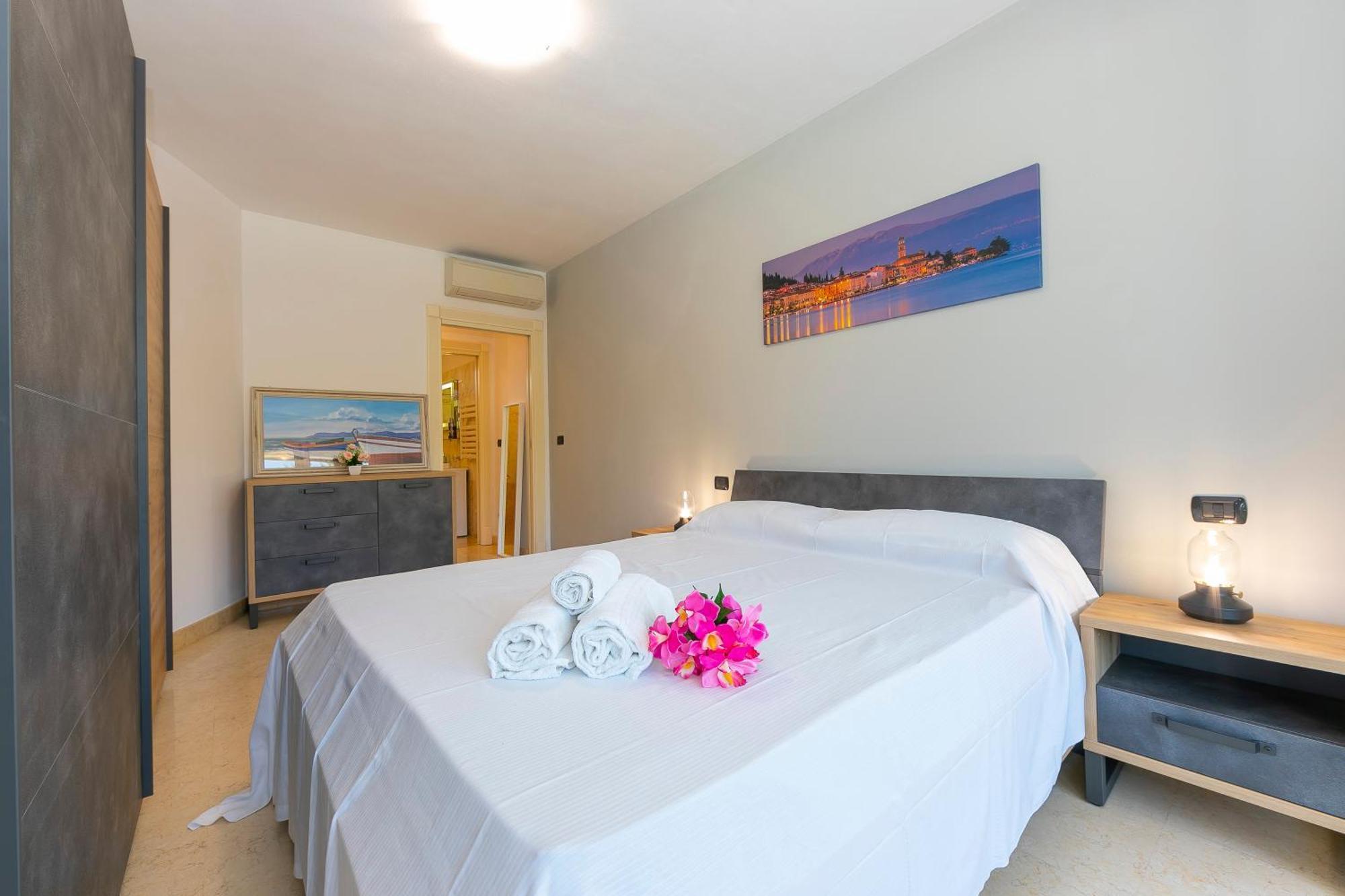 Rivoltella With Pool 600m From - Happy * Desenzano del Garda